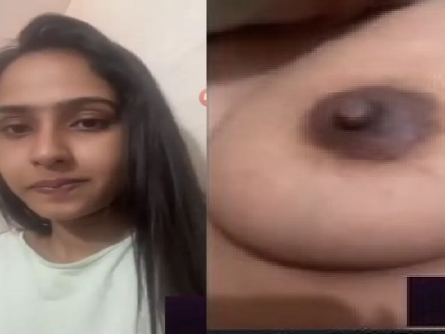 College Girl WhatsApp Video Showing Perfect Boobs Viral Clip