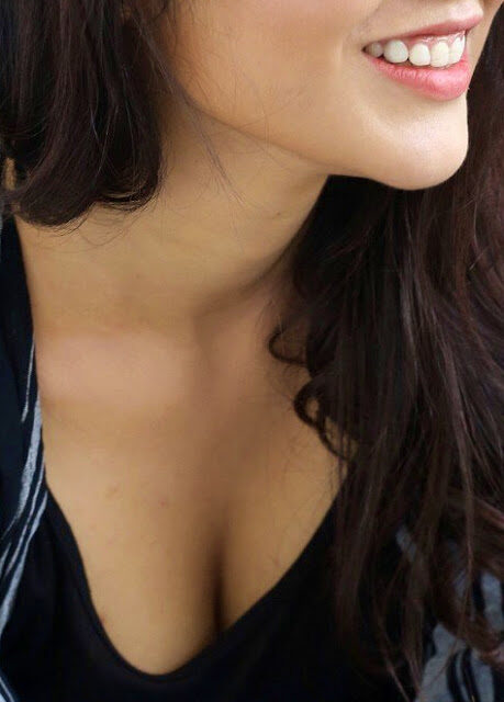 Priyanka Jawalkar milky white boobs exposed in low neck top, Bolly Tube