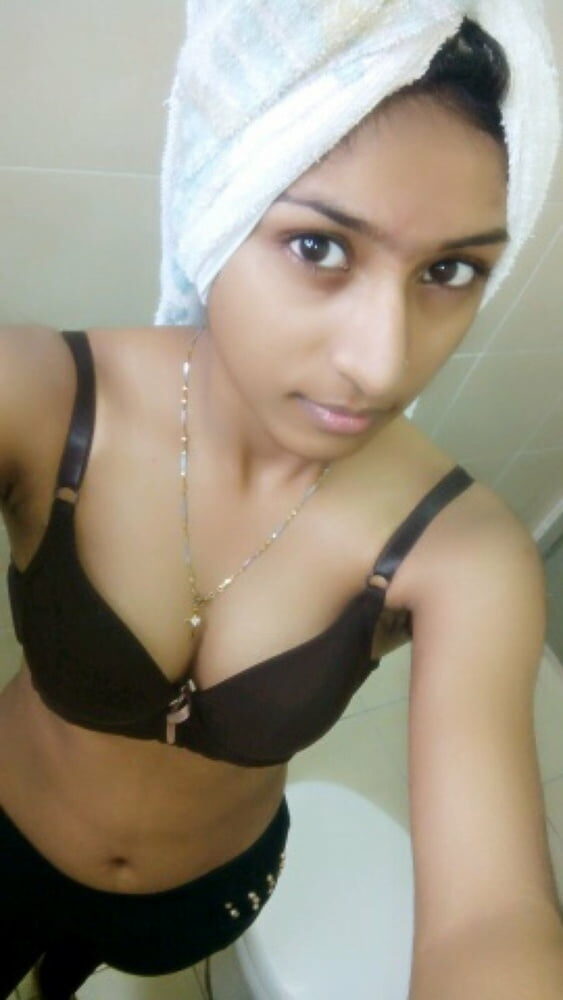 Bindu Madhavi xxx sex nude images, Bolly Tube
