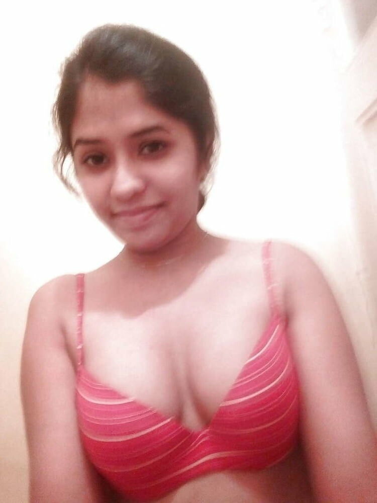 Nikki Tamboli full nude private images without dress, Bolly Tube