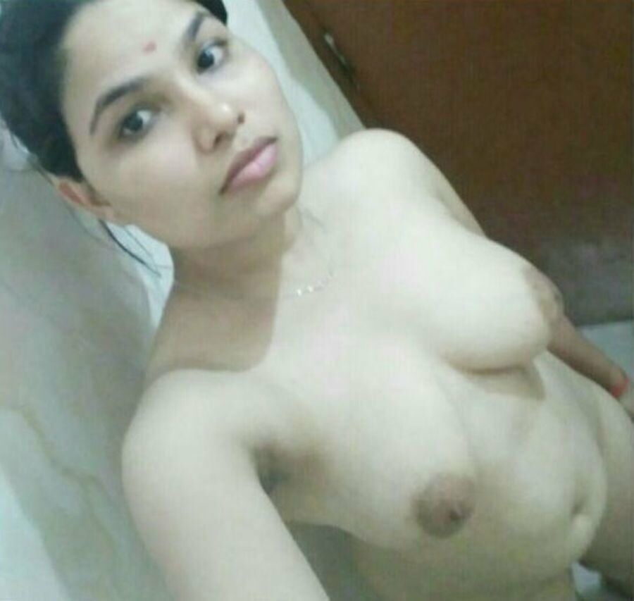 Nidhhi Agerwal nude hairy pussy very ugly without panties, Bolly Tube
