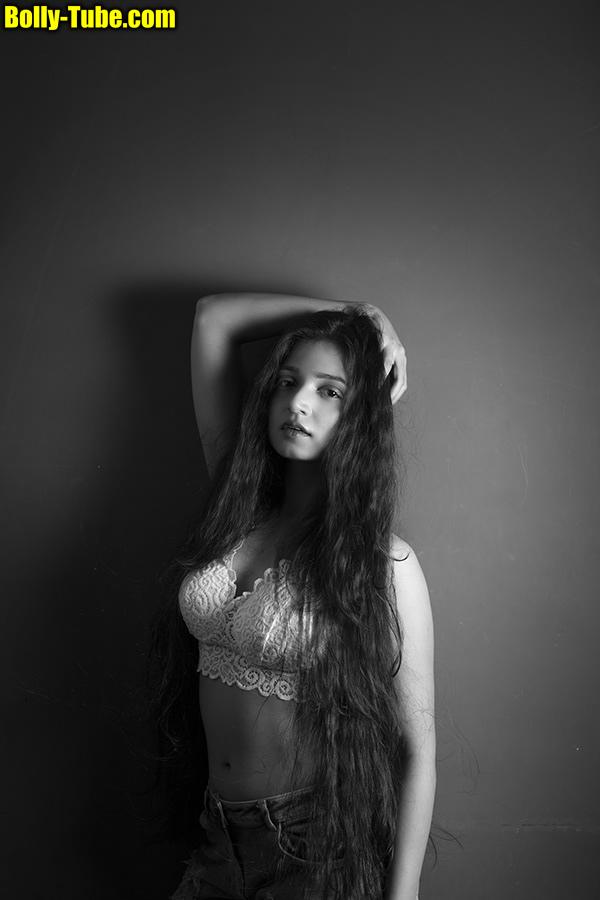 Radhika Madan nude bra selfie photos, Bolly Tube