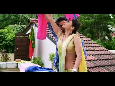 Best navel touch in saree | hot aunty  expression | sexy navel cleavage
