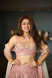 20182boct2b112bsiddhi2bidnani2b2528posters25292b25402bthe2bexquisite2b2527diva2bgalleria25272bjewellery2bshowcase59-2020-9164763