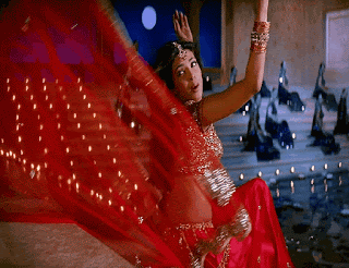 Priyanka chopra navel boob show, Bolly Tube