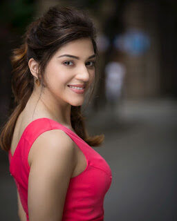 634-actress-mehreen-kaur-pirzada-photo-shoot-latest-hd-photos-gallery-stills-images-2020-6717613