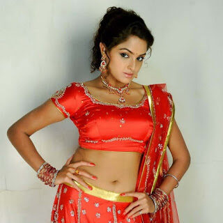 mallu-sexy-and-hot-actress-navel-images-2020-2379300