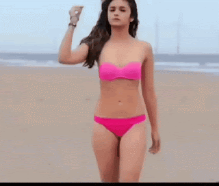 video2gif_20190206_230635-2020-4250656