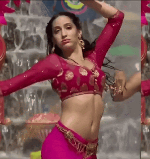 Nora Fatehi and Pooja Bose wet dance, Bolly Tube