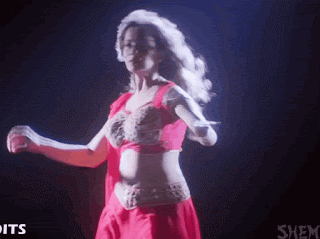 Madhuri Dixit sexy navel dance, Bolly Tube