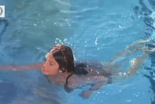 Rakhi boob show in bikini