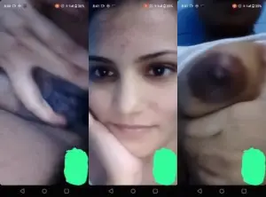 Cute Desi Girl Shows her Boobs and Pussy