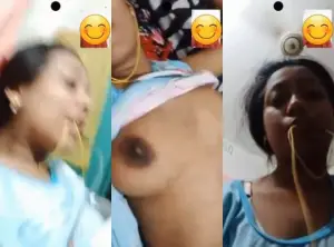 Desi Girl Shows Boobs